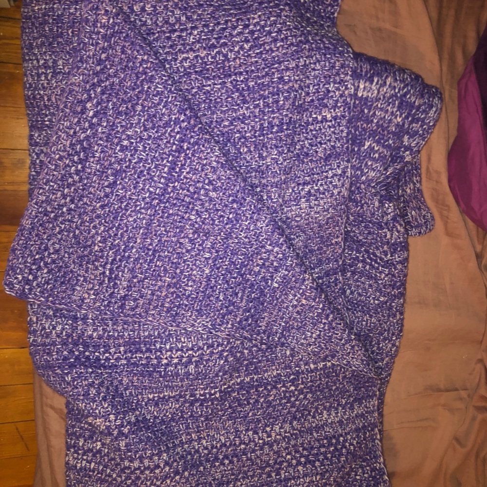 Purple knit mermaid blanket